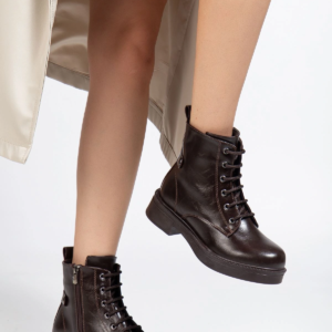 02-2003 Kahve Kırışık Rugan Bağcıklı Fermuarlı Günlük Kadın Bot