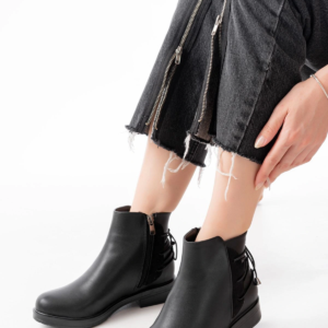 165-209 Siyah Arka Bağcık Aksesuarlı Fermuarlı Günlük Kadın Bot