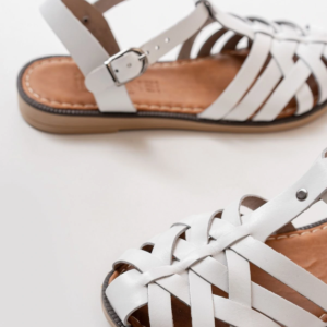 205-02 Beyaz Ortopedik Hakiki Deri Kadın Sandalet