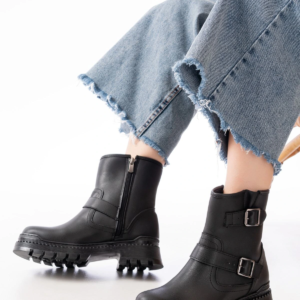 2051-2014 Siyah Tokalı Düz Topuklu Tokalı Fermuarlı Günlük Kadın Bot