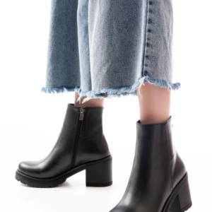 767-3020 Siyah Fermuarlı Kalın Topuklu Günlük Kadın Bot
