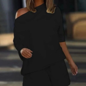 Kadın Kayık Yaka Salaş Iki Iplik Bluz Ve şort Ikili Takım