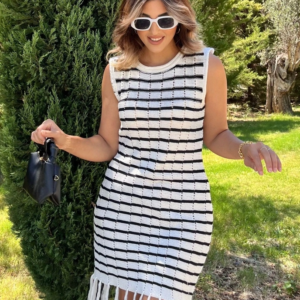 Kadın Kolsuz V Yaka Eteği Püsküllü çizgi Desen Triko Elbise