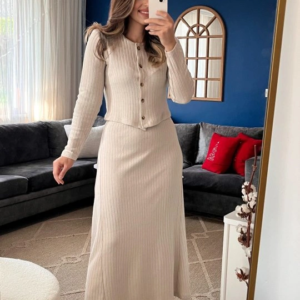 Kadın Uzun Kollu önden Düğmeli Bluz Ve Yüksek Bel A Kesim Uzun Etek şardonlu Kaşkorse Ikili Takım