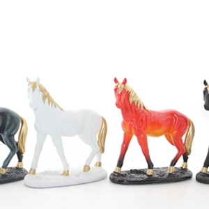 Polyester At Figürü