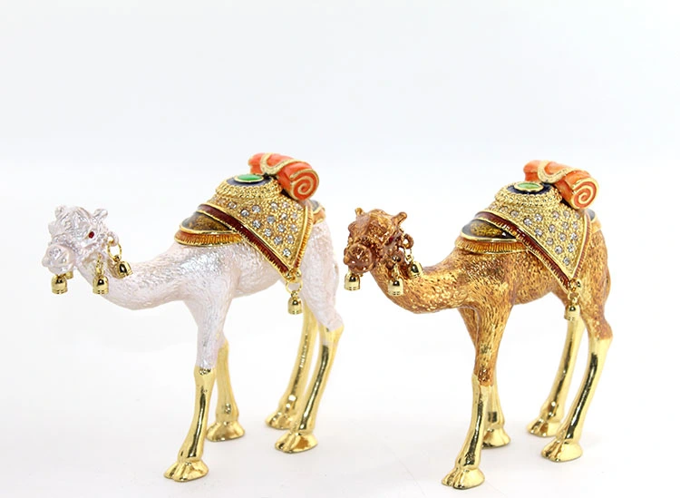 Swarovski Taşlı Tekli Deve Figürü Model 3