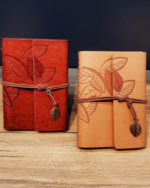 Deri Yaprak Desenli Defter Küçük Boy