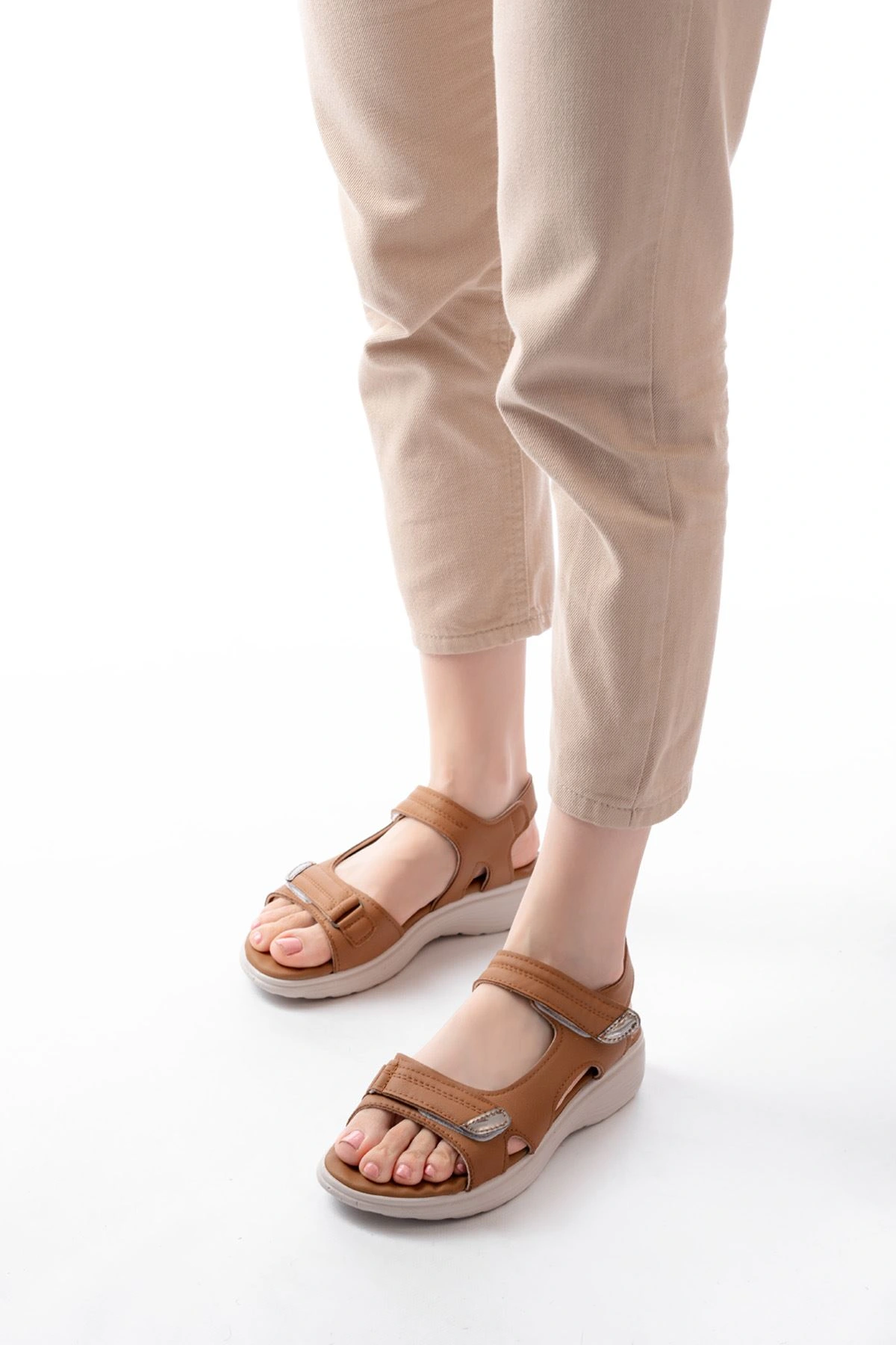 DM-363  Taba Baret Cırtlı Dikişli Günlük Kadın Sandalet