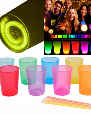 Karanlıkta Yanan Mega Glow Bardaklar 8 Adet