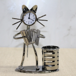 Metal Akordiyon Çalan Müzisyen Kedi Müzisyen Saat Ve Kalemlik